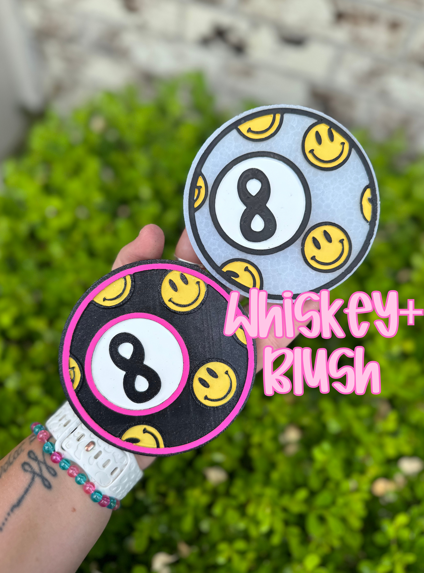 8 ball smiley freshie