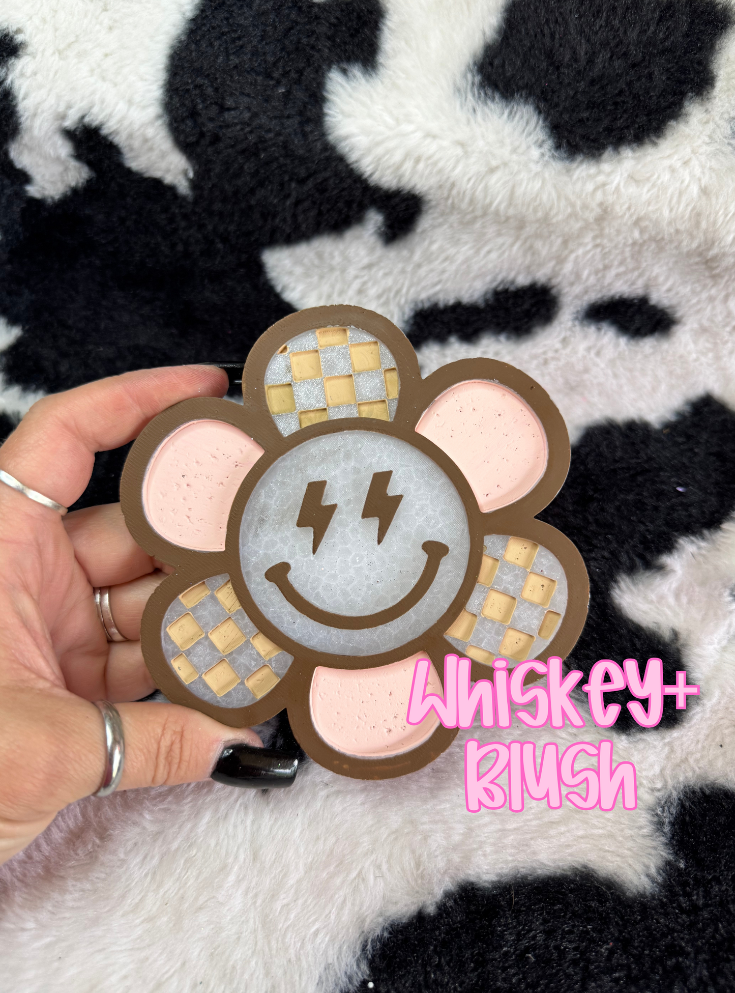 Checkered smiley flower freshie