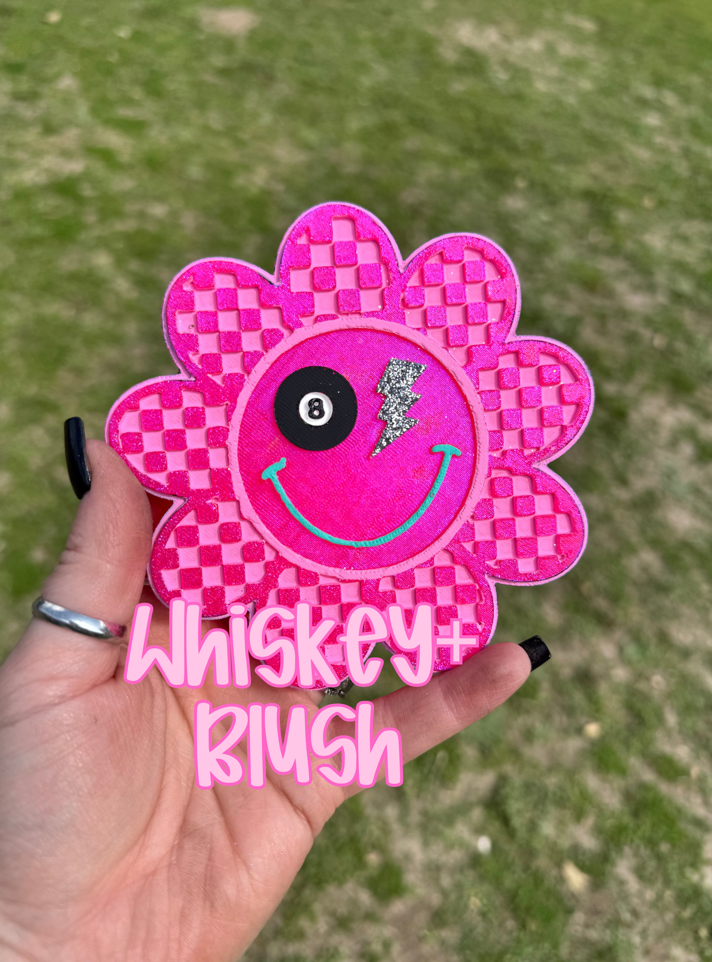 Checkered flower freshie