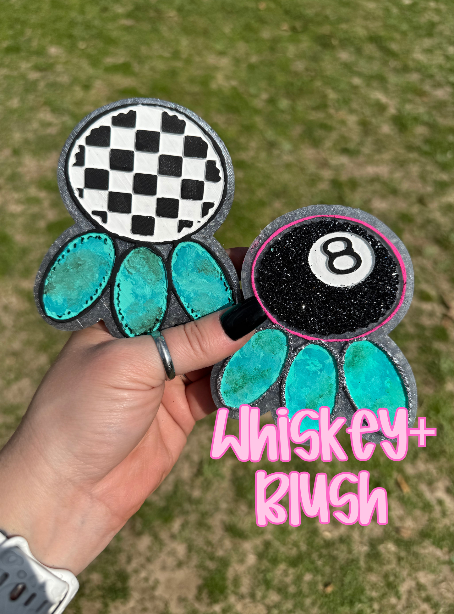 Checkered concho/8 ball concho freshie