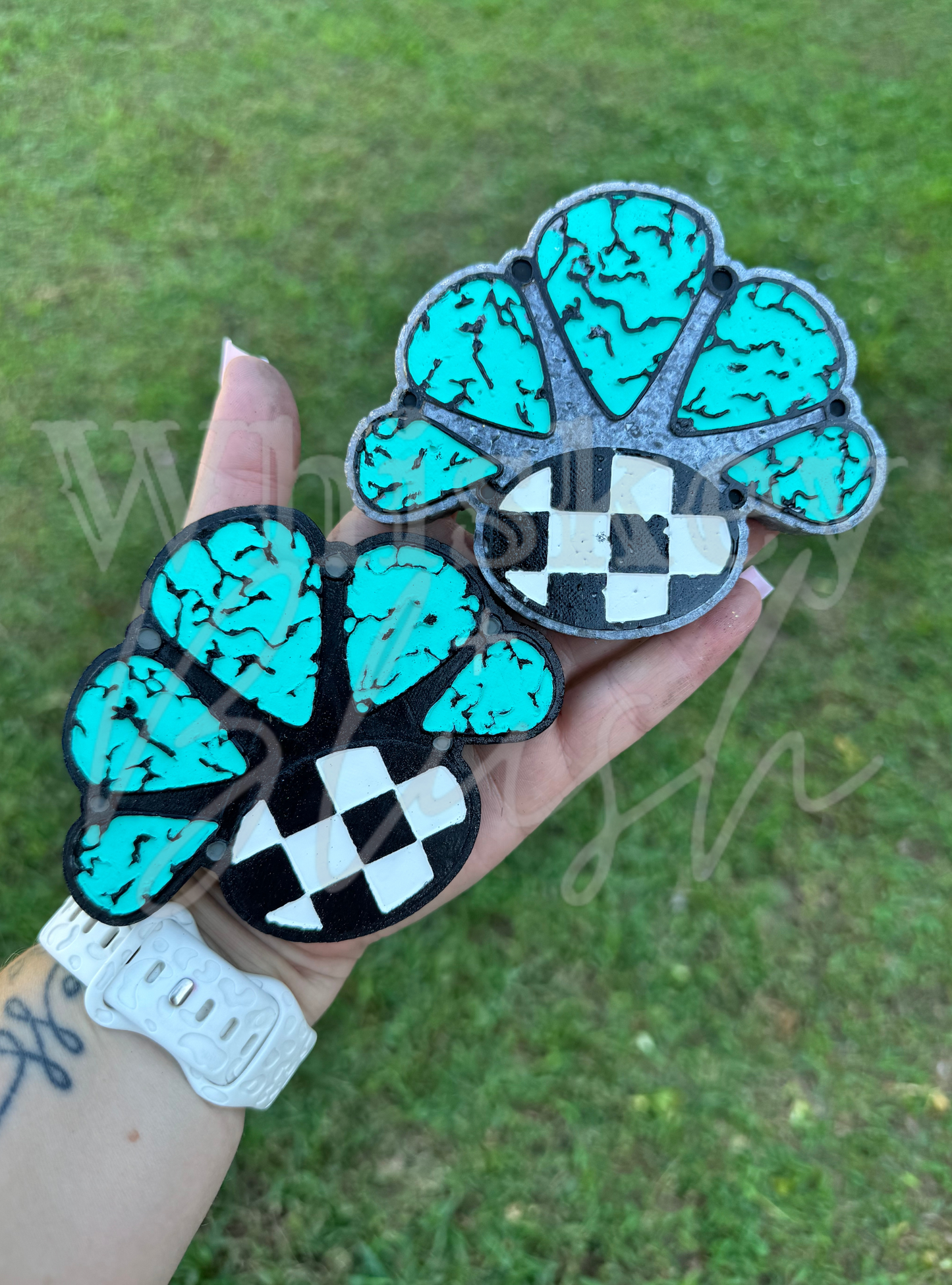 Checkered stone freshie