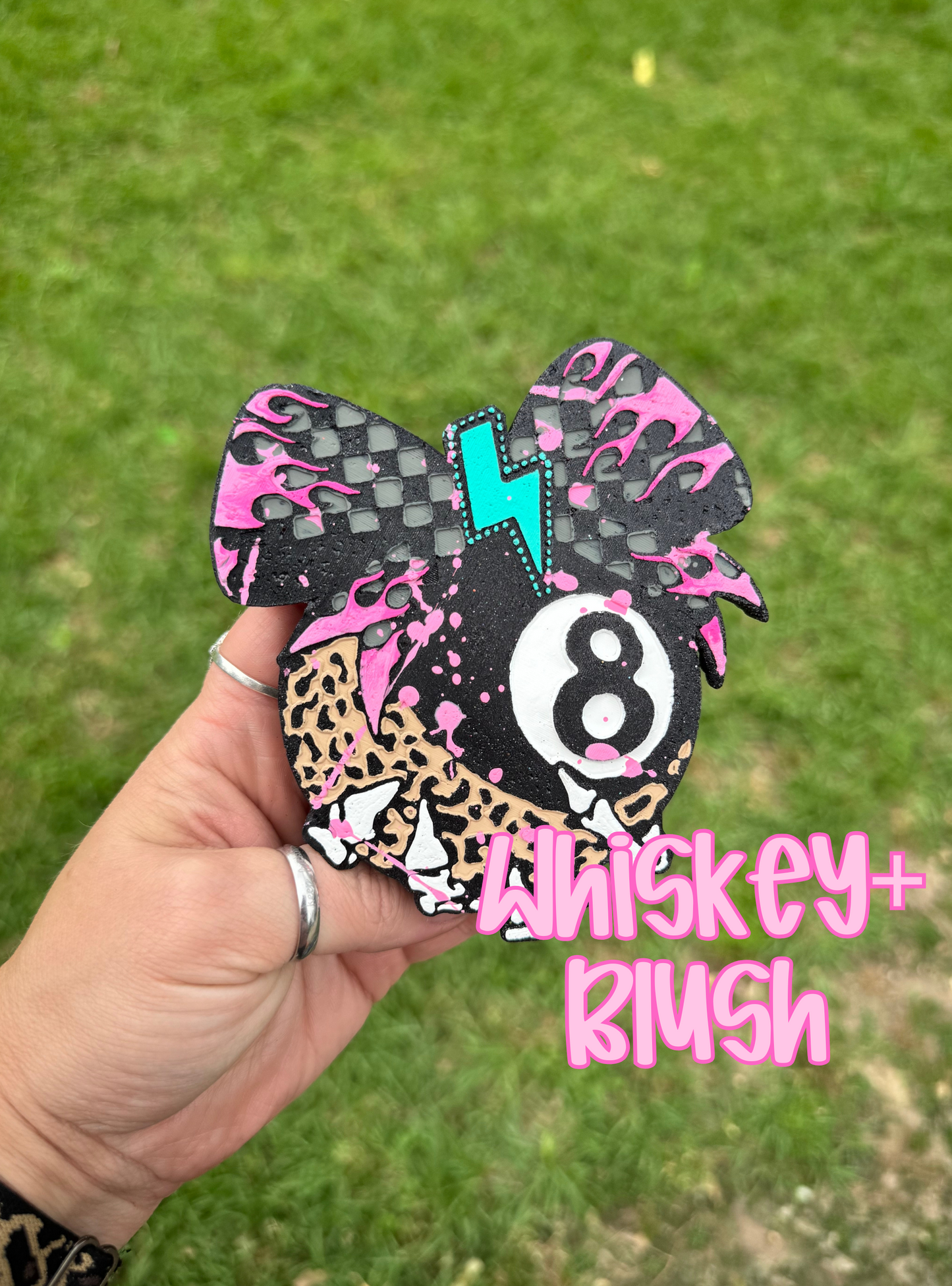 Punchy 8 ball freshie