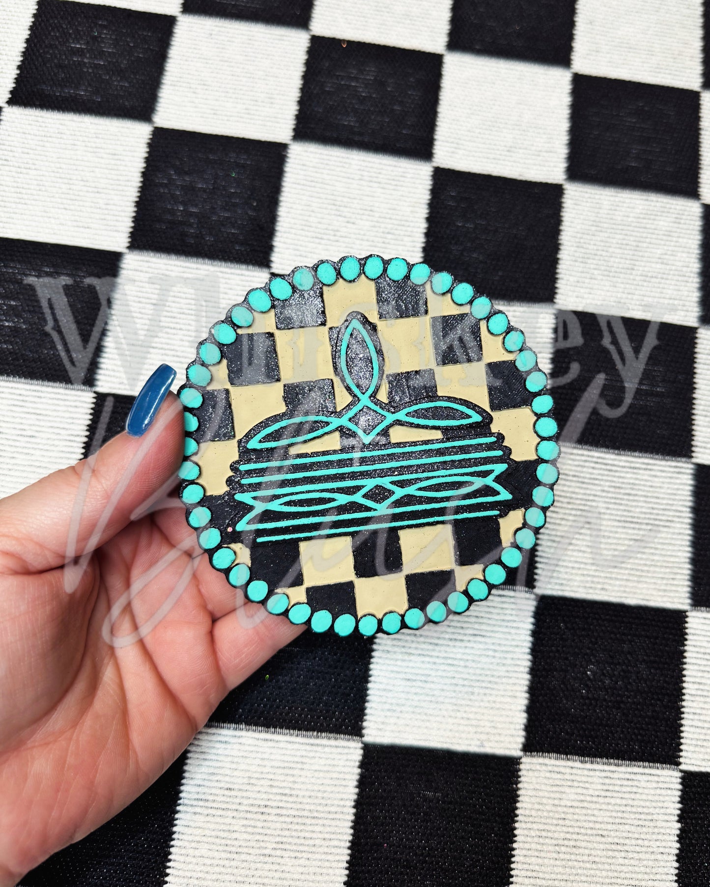 Checkered boot stitch freshie