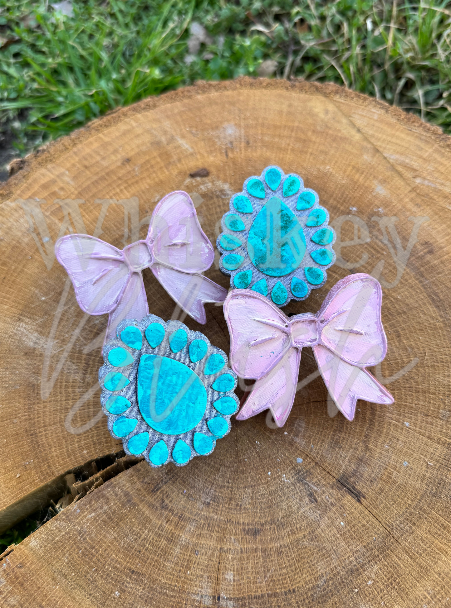 Bow/concho vent clips set