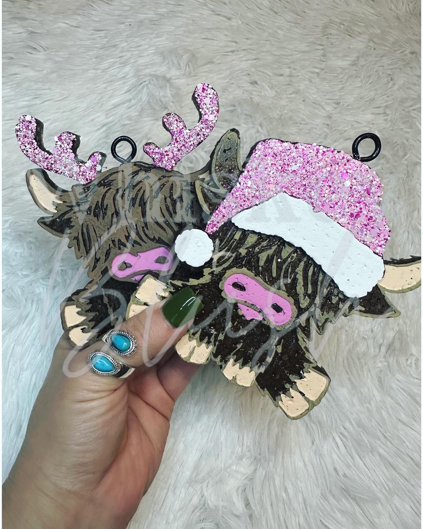 Pink Christmas cow freshie