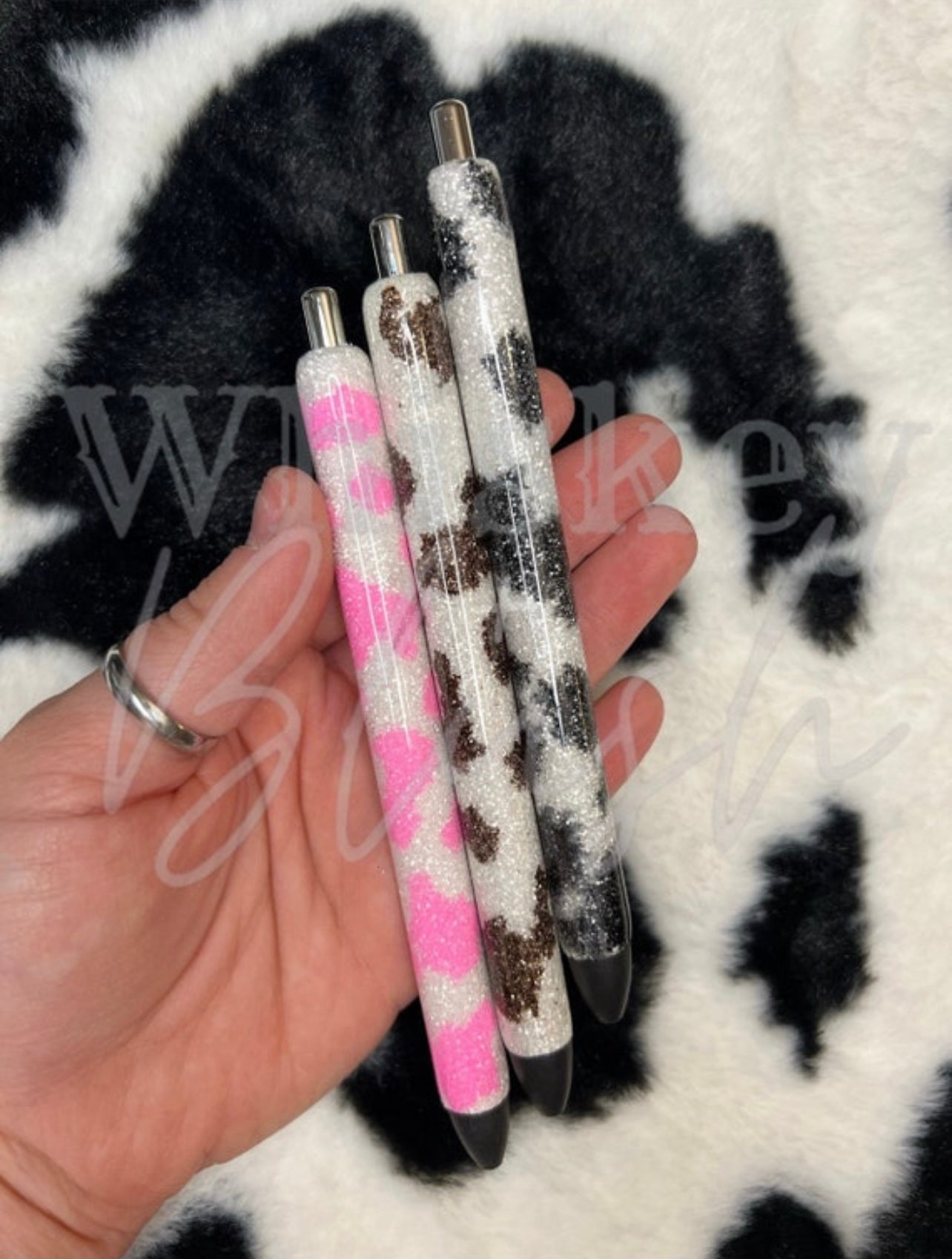 Cow print glitter pen