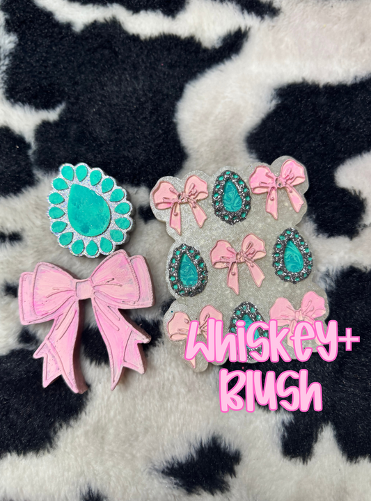 Conchos & bows freshie set